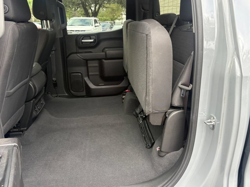 Used 2024 Chevrolet Silverado 1500 Custom w/ Turbomax Blackout Package RWD image 18
