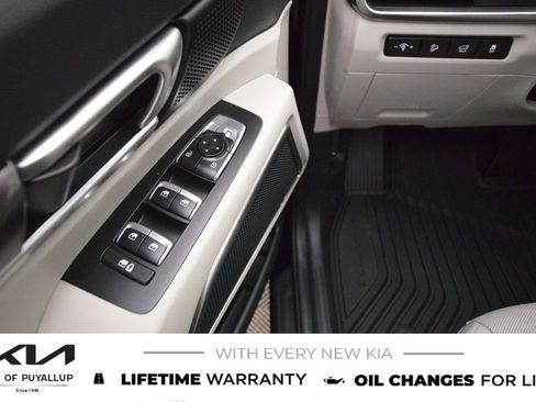 New 2025 Kia Telluride S image 27