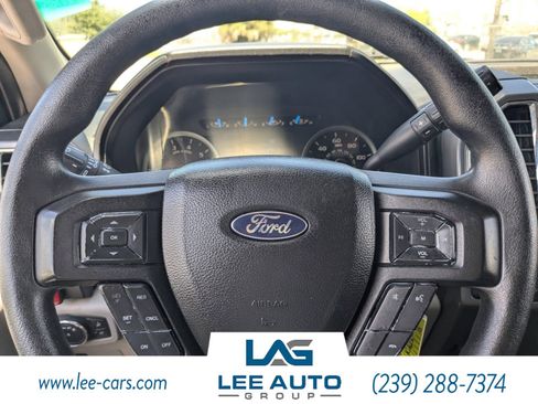 Used 2015 Ford F150 XLT w/ Trailer Tow Package image 21