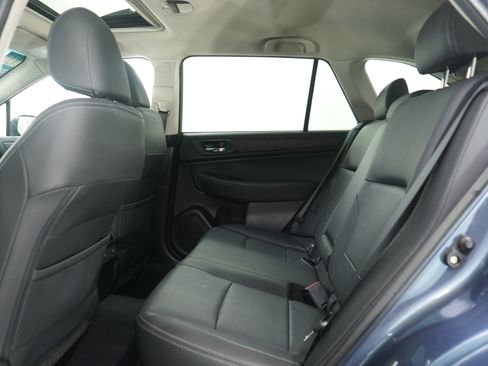 Used 2016 Subaru Outback 2.5i Limited image 19