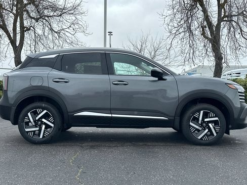 New 2026 Nissan Kicks SV image 3