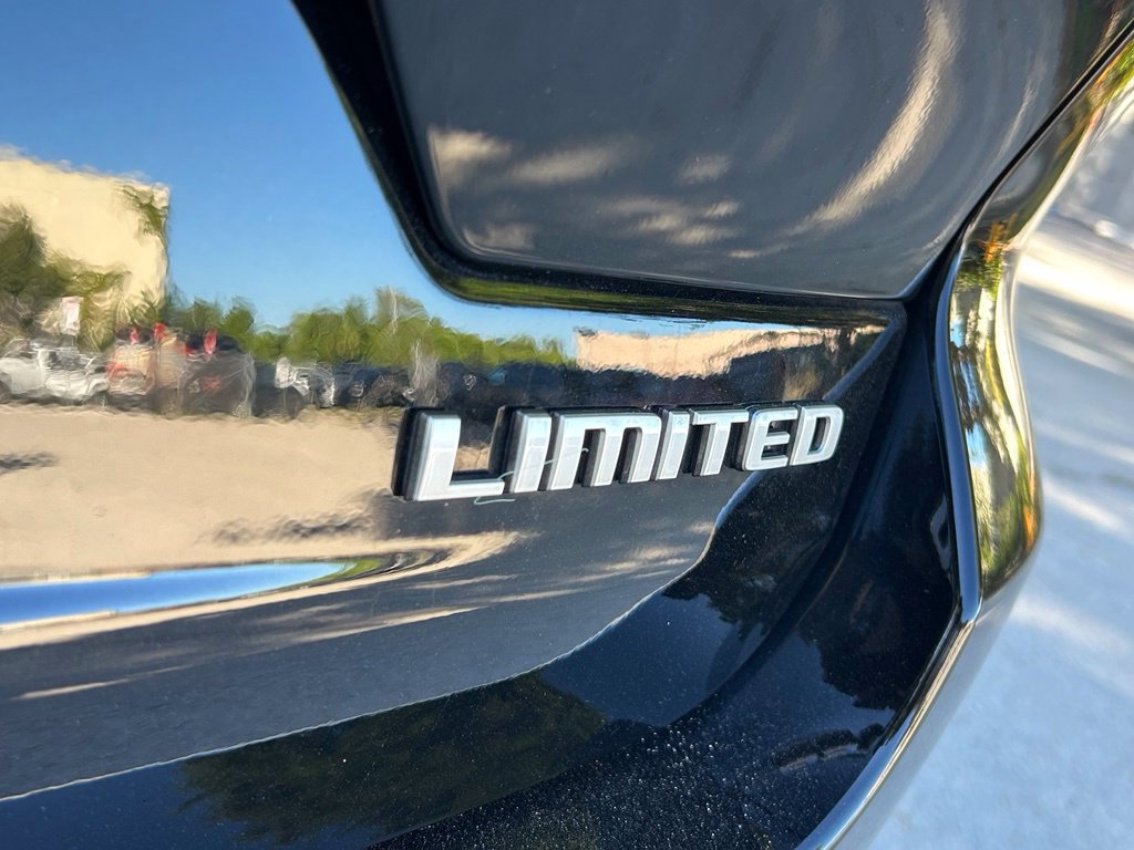 Certified 2025 Jeep Grand Cherokee Limited RWD image 34