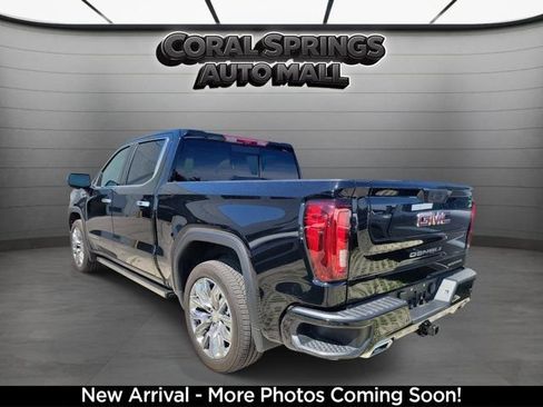 Used 2025 GMC Sierra 1500 Denali w/ Denali Reserve Package AWD/4WD image 3