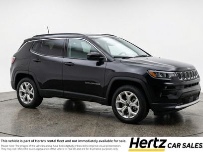 Used 2025 Jeep Compass Latitude