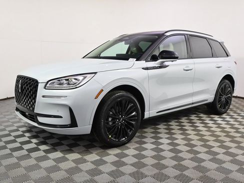 New 2026 Lincoln Corsair Reserve w/ Jet Appearance Package AWD/4WD image 2