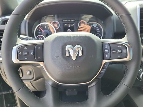 New 2026 RAM 1500 4x4 Crew Cab image 11