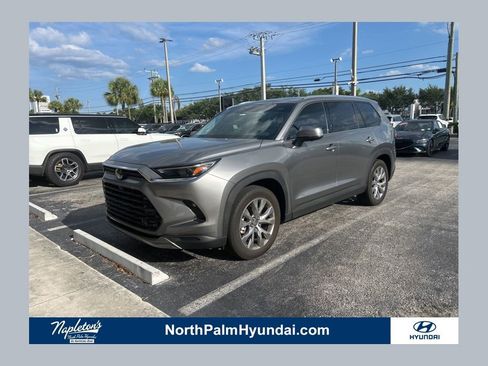 Used 2025 Toyota Grand Highlander AWD Hybrid image 1