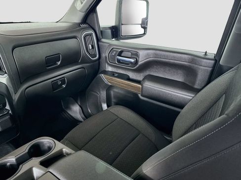 Used 2023 Chevrolet Silverado 2500 LT AWD/4WD image 21
