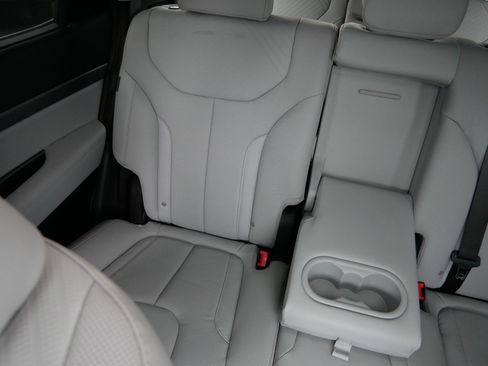 Used 2024 Hyundai Palisade SEL AWD/4WD image 12