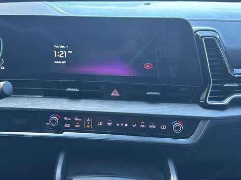 Used 2023 Kia Sportage X-Line image 11