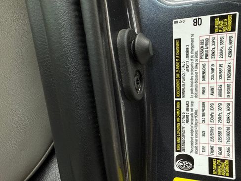 Used 2020 Toyota RAV4 Limited FWD image 52