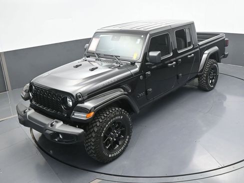 Used 2024 Jeep Gladiator Sport image 50