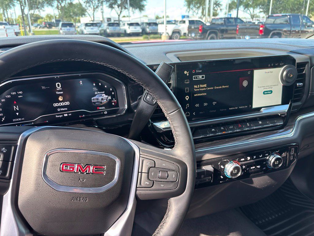 Used 2025 GMC Sierra 1500 Elevation AWD/4WD image 10