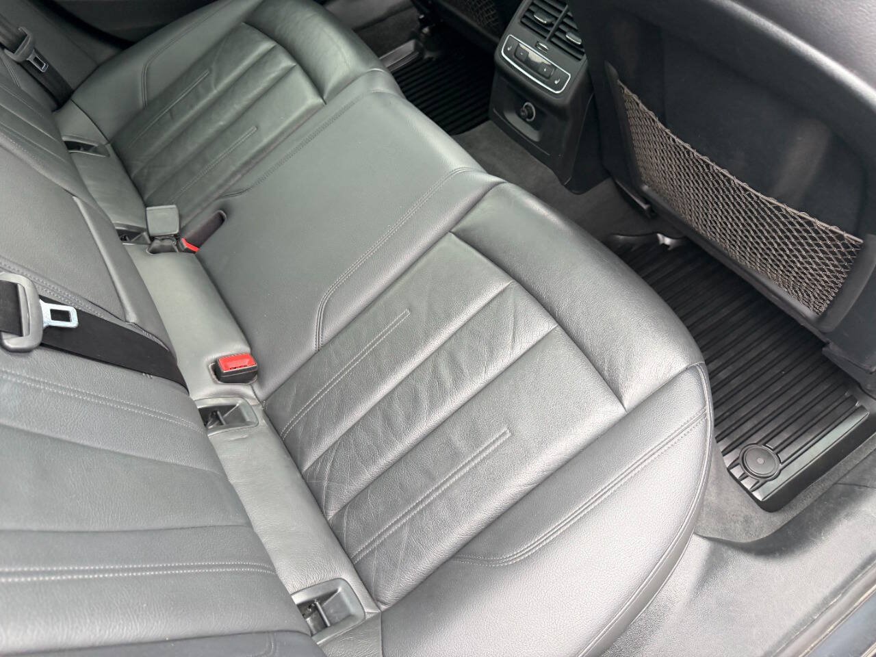 Used 2017 Audi A4 2.0T allroad Premium Plus w/ Technology Package AWD/4WD image 27