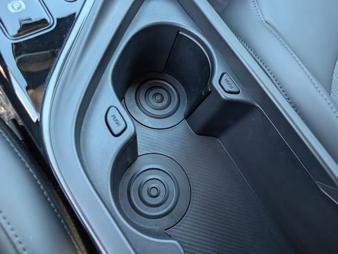 Certified 2023 Kia Niro EX image 28