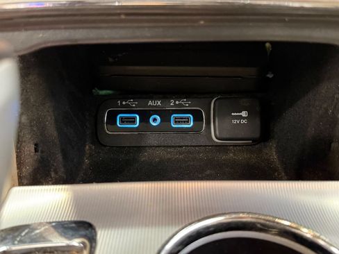 Used 2021 Jeep Grand Cherokee Summit AWD/4WD image 26