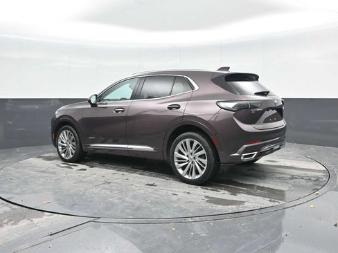 Used 2024 Buick Envision Avenir image 1