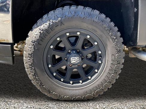 Used 2016 Chevrolet Silverado 1500 LT AWD/4WD image 9