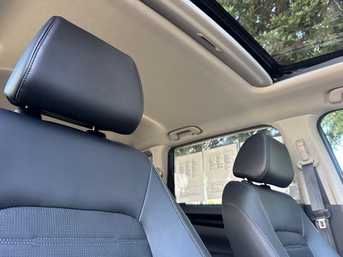 Used 2024 Honda CR-V EX-L image 14