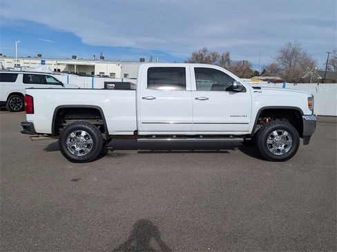 Used 2017 GMC Sierra 2500 SLT image 6