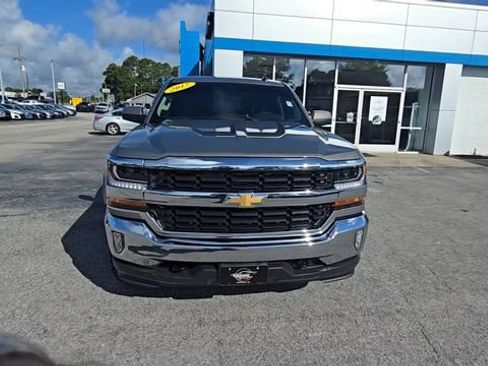Used 2017 Chevrolet Silverado 1500 LT w/ All Star Edition AWD/4WD image 3