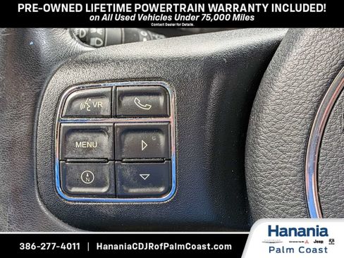 Used 2017 Jeep Wrangler Unlimited Sahara w/ Connectivity Group AWD/4WD image 25