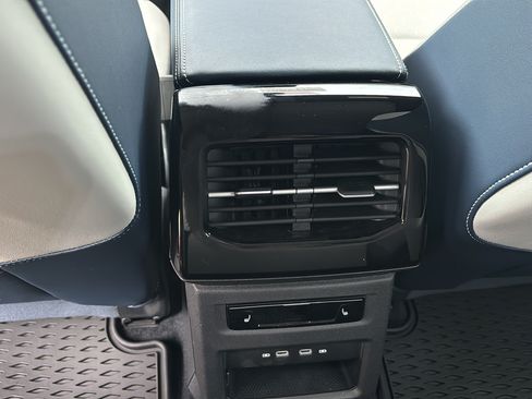 New 2026 Volkswagen ID.4 Pro S Plus AWD/4WD image 16