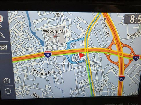 Certified 2022 Toyota Highlander XLE image 46