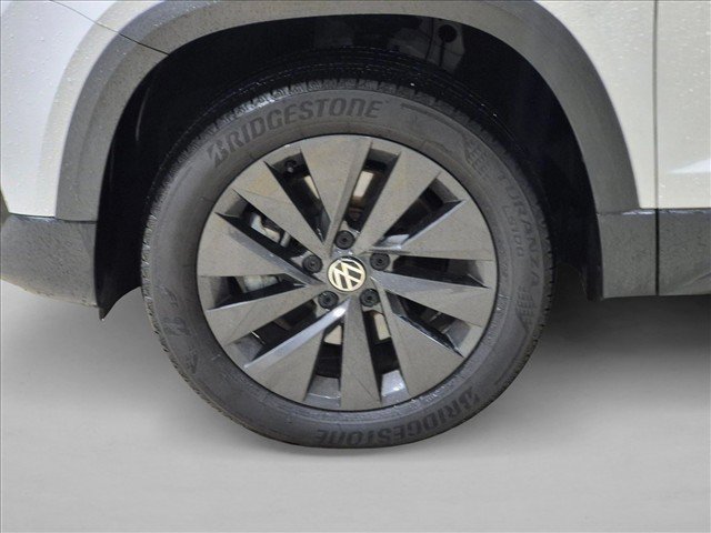 Used 2023 Volkswagen Taos S FWD image 9