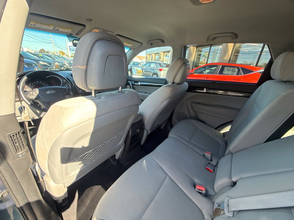 Used 2014 Kia Sorento LX AWD/4WD image 29