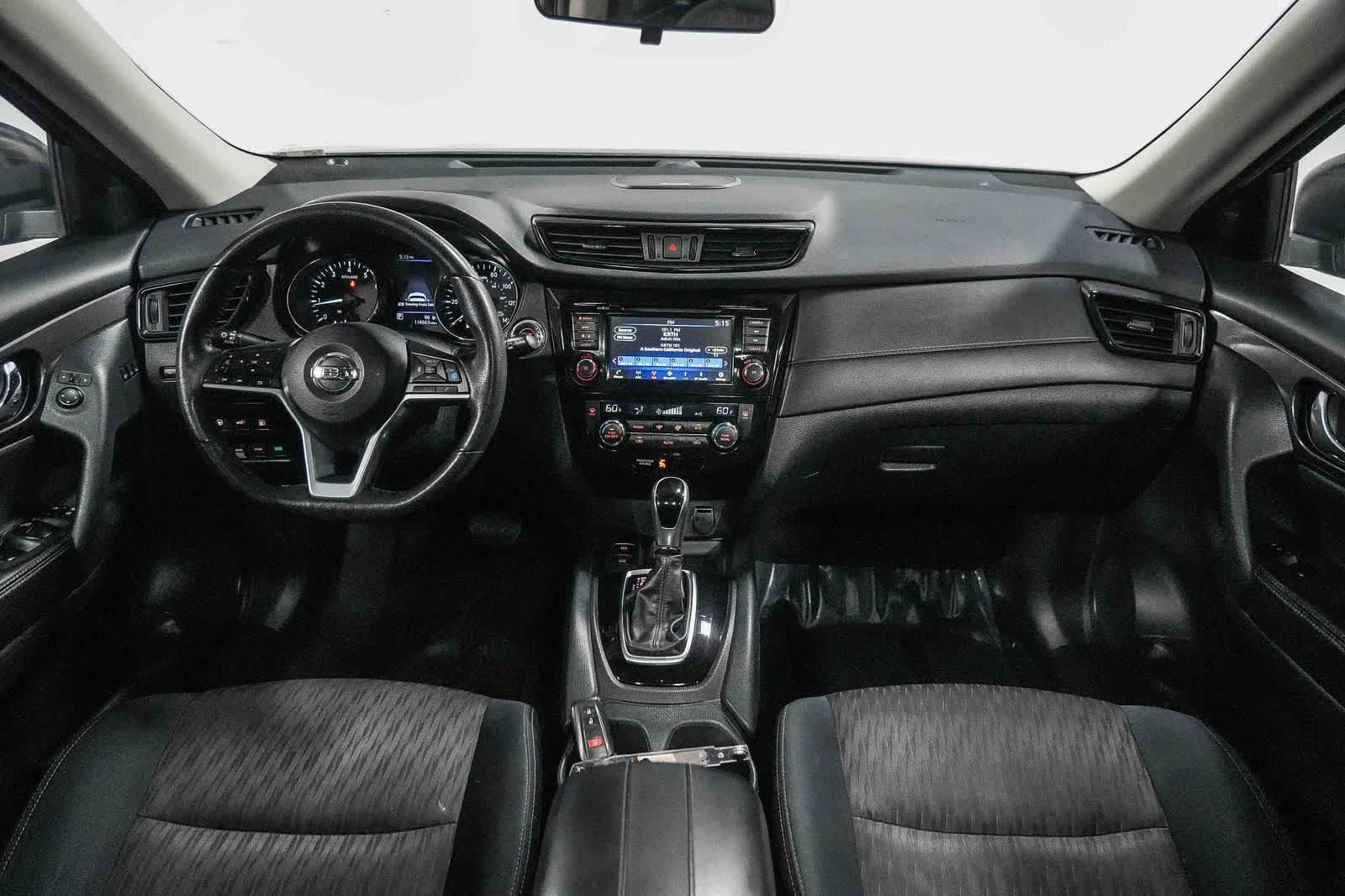 Used 2019 Nissan Rogue SV w/ Sun & Sound Touring Package AWD/4WD image 12