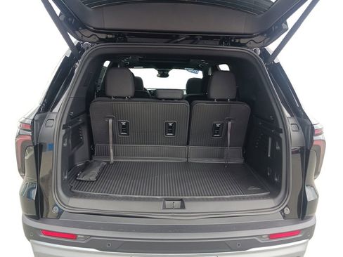 New 2026 Chevrolet Traverse LT w/ Sun and Wheel Package image 13