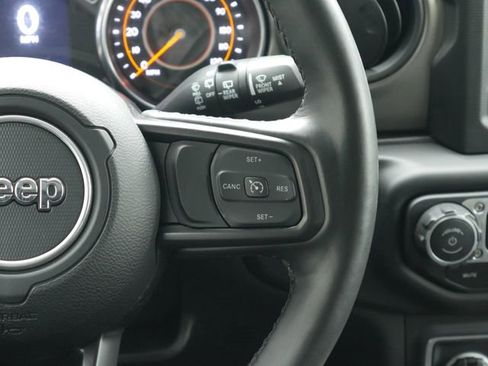 Used 2022 Jeep Wrangler Unlimited Sport AWD/4WD image 17