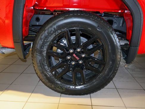 New 2026 GMC Sierra 1500 Elevation image 28