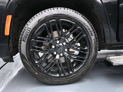 New 2026 Jeep Grand Wagoneer L Limited AWD/4WD image 36