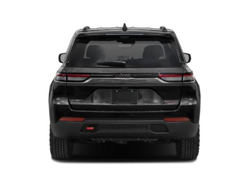 Used 2022 Jeep Grand Cherokee Trailhawk w/ ADV Protech Group II image 8