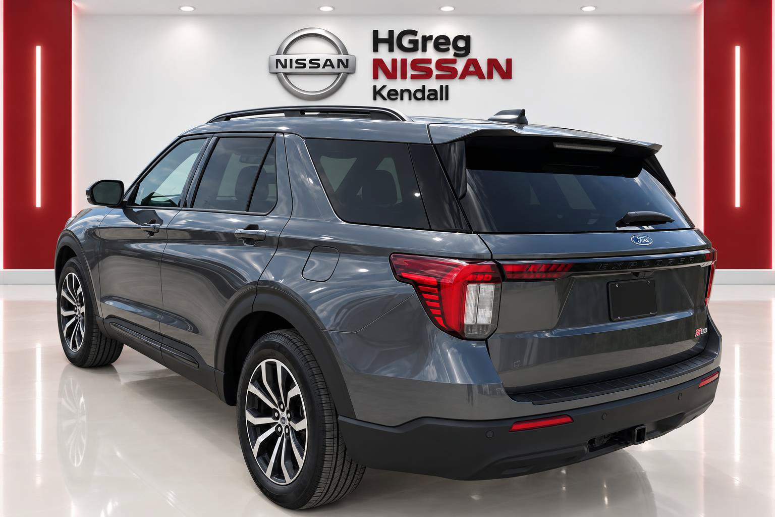 Used 2026 Ford Explorer ST-Line AWD/4WD image 2