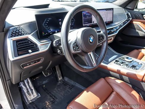 Used 2025 BMW X7 M60i AWD/4WD image 11