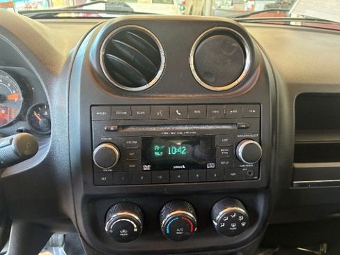 Used 2014 Jeep Patriot Sport image 14