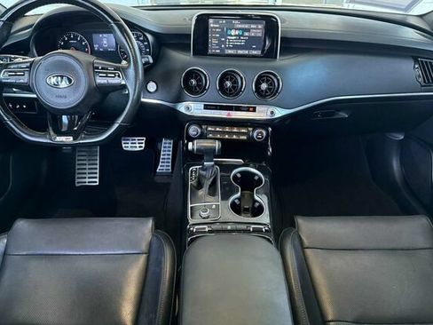 Used 2020 Kia Stinger GT-Line RWD image 13