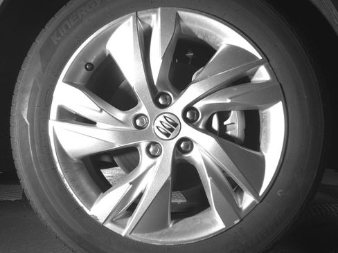 Used 2025 Buick Encore GX Preferred image 13