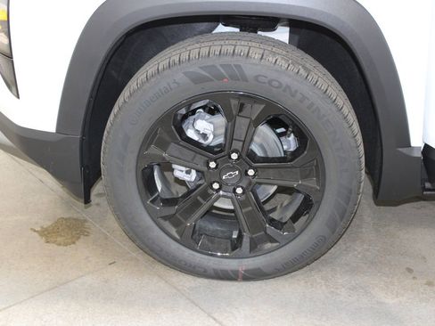 New 2026 Chevrolet Equinox LT w/ Convenience Package II image 44