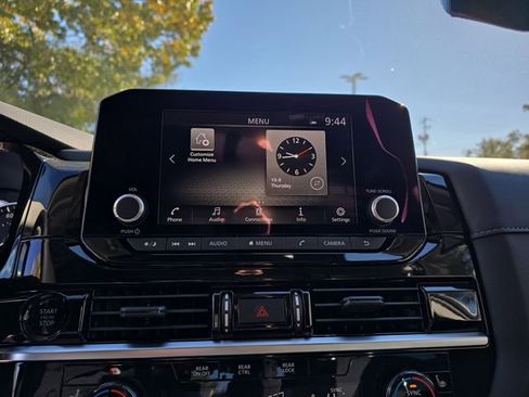 New 2025 Nissan Pathfinder SV image 24