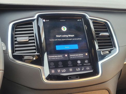 Certified 2023 Volvo XC90 B6 Ultimate w/ Protection Package Premier image 25