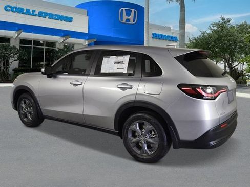 New 2027 Honda HR-V LX image 3