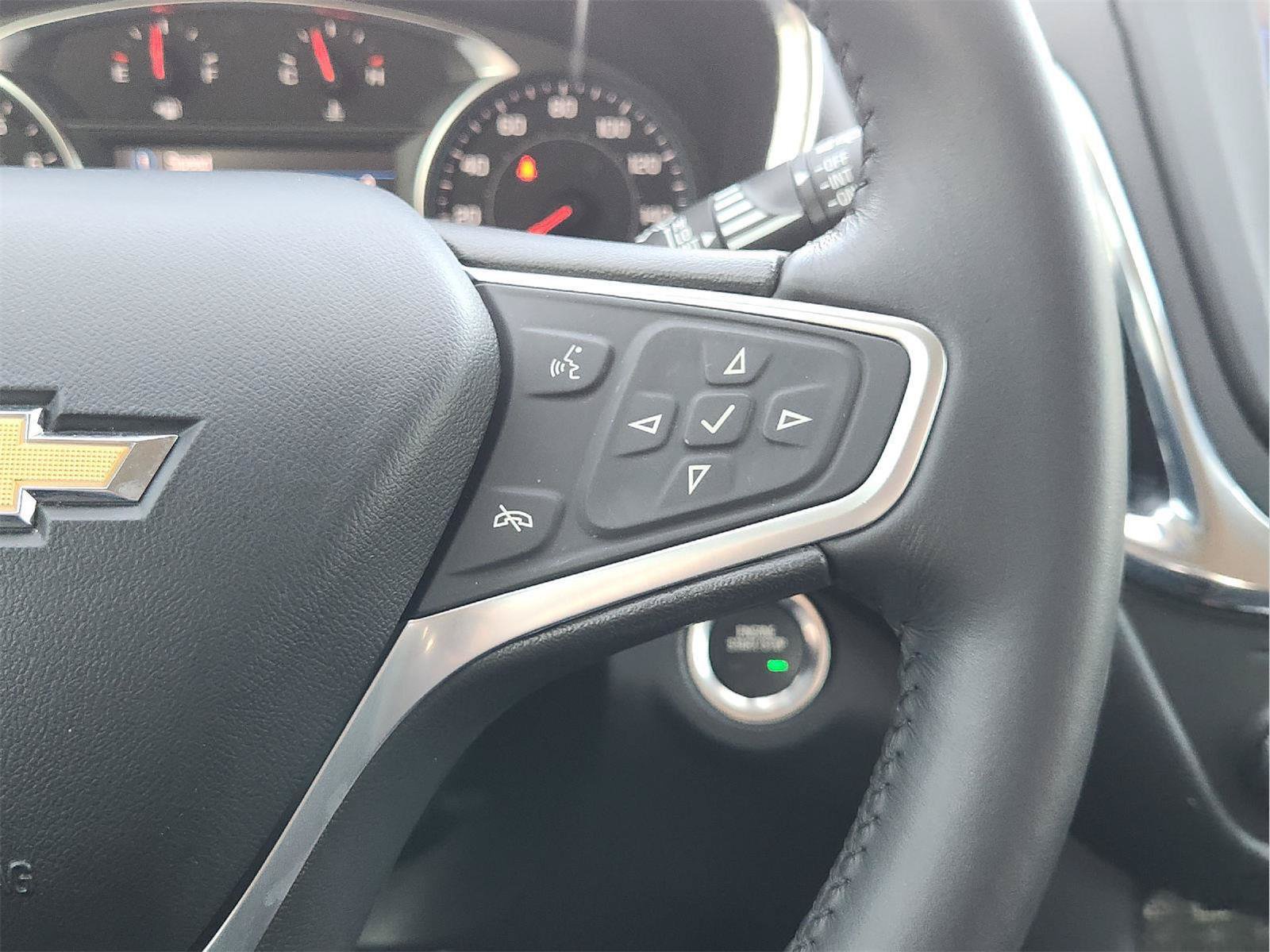 Used 2022 Chevrolet Equinox LT FWD image 29