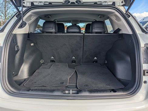 Certified 2022 Jeep Compass Limited w/ Elite Group image 15