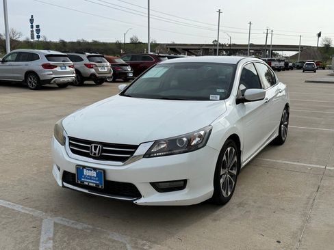 Used 2015 Honda Accord Sport image 1