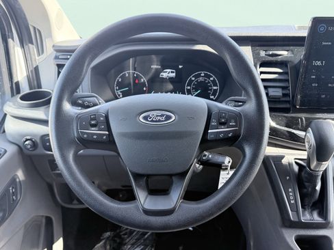 Used 2023 Ford Transit 350 XLT image 38