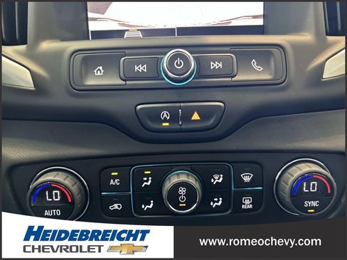 Used 2023 GMC Terrain SLE w/ Driver Convenience Package FWD image 23